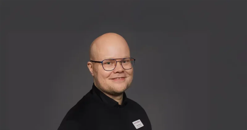 Silmäaseman työpaikat. Vesa Peuhkurin ura.